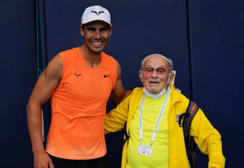 Надаль сыграл в теннис с 97-летним украинцем