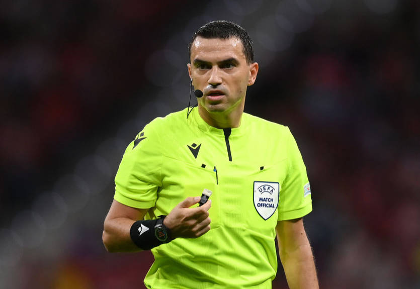 Матч Динамо - Барселона обслужит бригада арбитров из Румынии