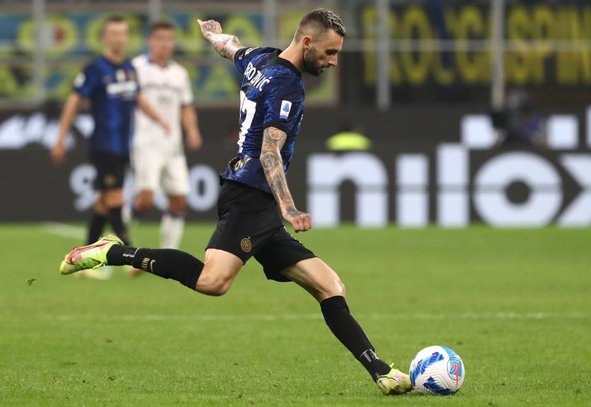 ПСЖ намерен бесплатно подписать полузащитника Интера