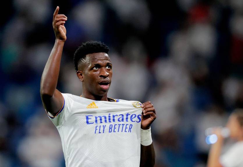 Реал продлит контракт с Винисиусом