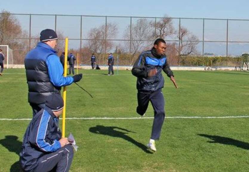 Киевский Арсенал провел первую тренировку в Турции