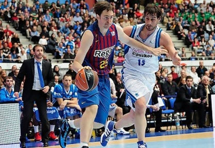 Лига Эндеса. Реал и Барселона выходят в лидеры