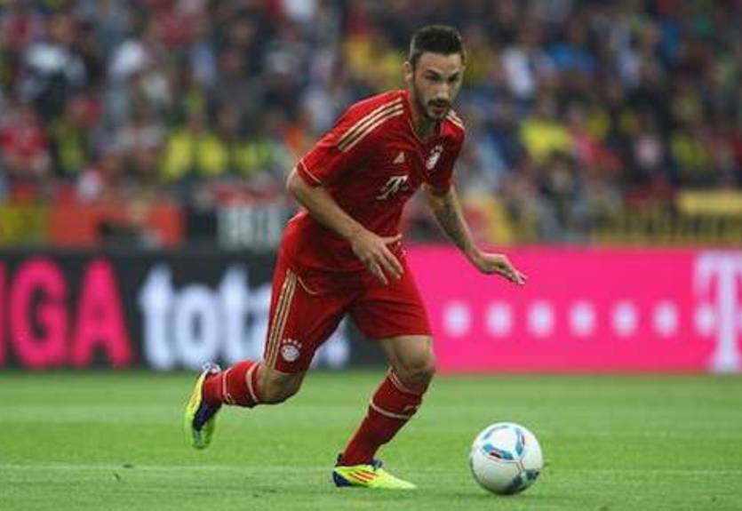 Бавария лишилась защитника на месяц