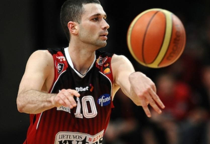 Олимпиакос договорился с защитником Лиетувос Ритас