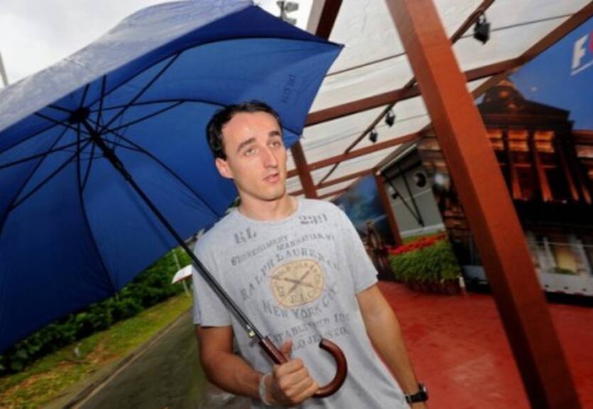 Формула-1. Кубица сломал ногу?