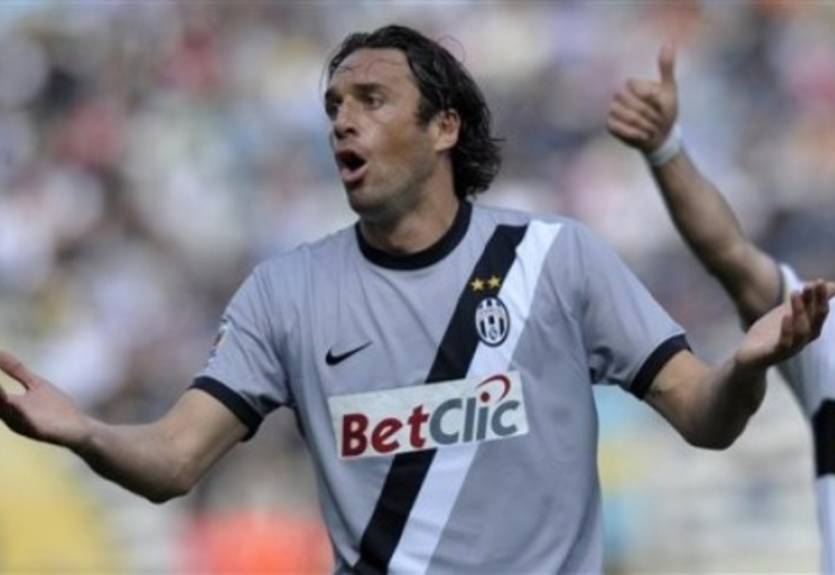 Кальяри избавит Ювентус от Тони?