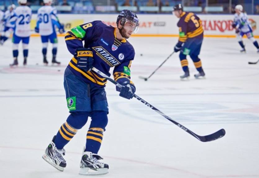 КХЛ. Защитник Атланта дисквалифицирован