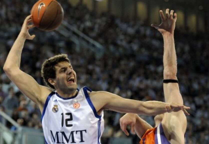 Евролига. Никола Миротич — MVP декабря