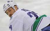 НХЛ. Ванкувер остался без игрока обороны