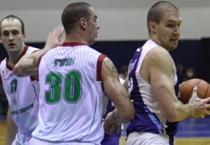 Суперлига. Николаев разобрался с Ферро