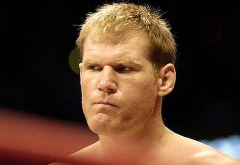 Strikeforce отказывается от тяжеловесов