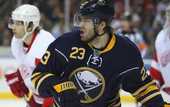 НХЛ. Баффало теряет Лейно