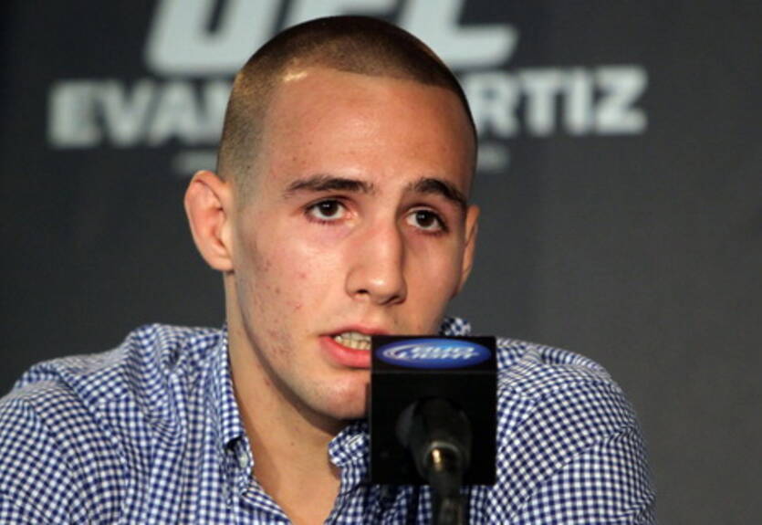 Рори Макдональд получил соперника