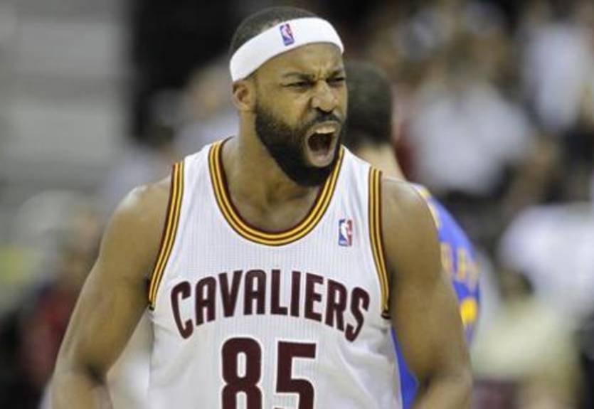 Кливленд амнистирует Дэвиса