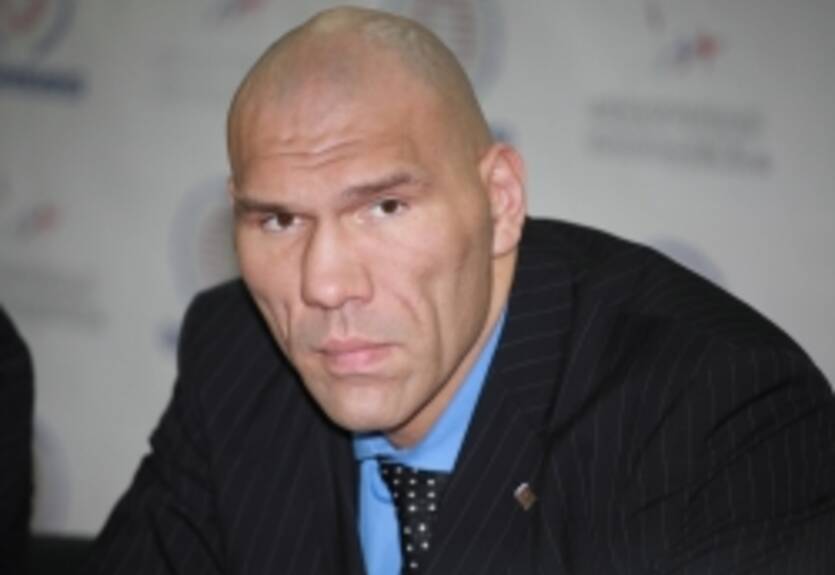 Валуев: "Боксеры, берегите себя"