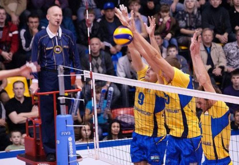 Волейбол. Чемпион Украины провел три спарринга с Белогорьем и едет в Москву