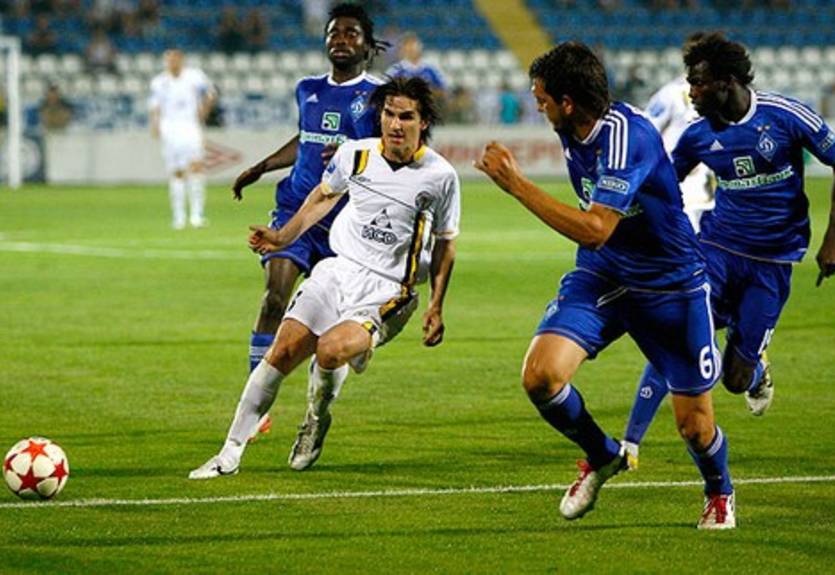 Динамо на последних минутах вырывает победу у Металлурга