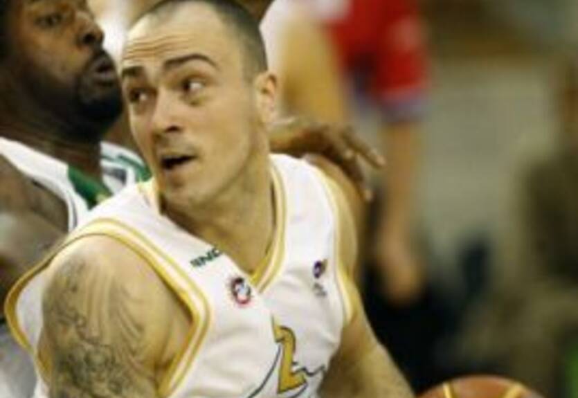 Олимпия: еще один "беглец"