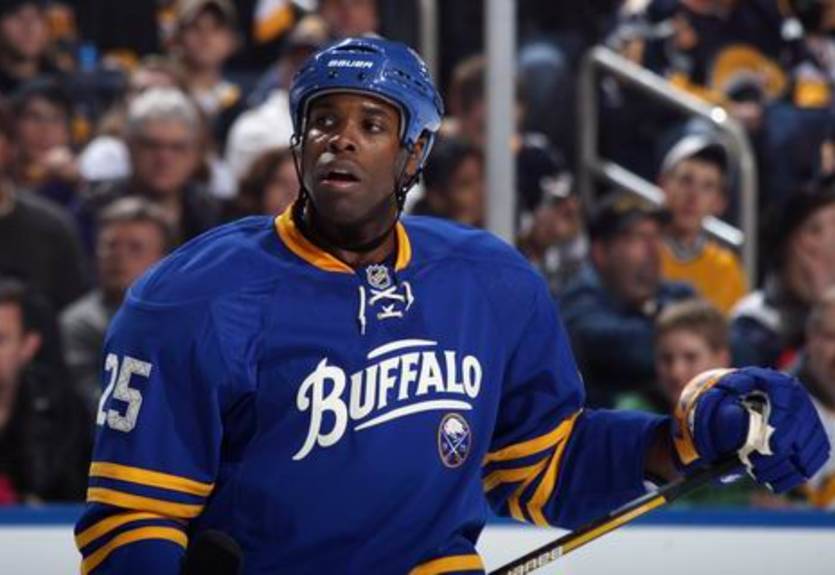 НХЛ. Баффало: Майк Грир завершил карьеру