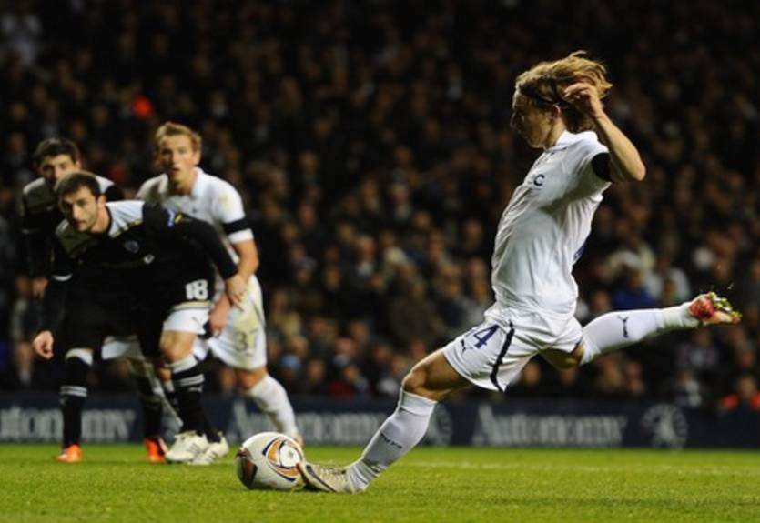 Тоттенхэм дома уступает ПАОКу + ВИДЕО