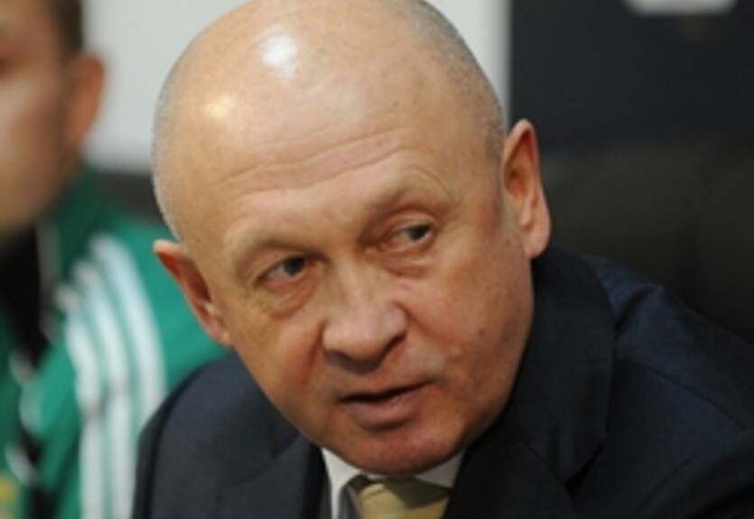 Павлов: "Будем стараться хлопнуть дверью"