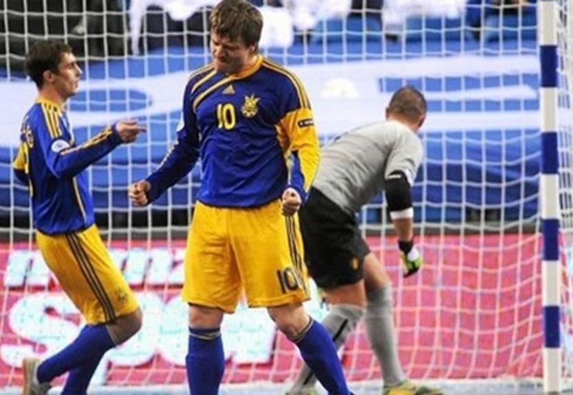 Футзал. Украина с небольшими трудностями громит Латвию