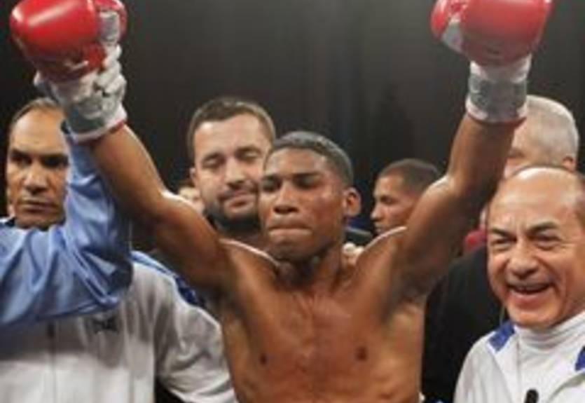 Кабальеро: "У Гамбоа стеклянный подбородок"