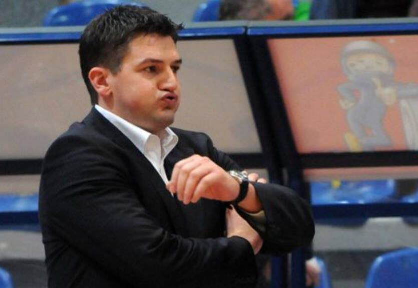 Цибона: Лутц исполняет обязанности тренера, Вранкович размышляет