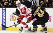 НХЛ. Детройт останавливает Бостон