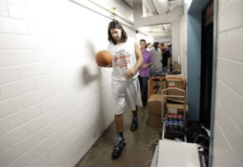 Скола смотрит в сторону Европы