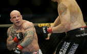 Монсон: "Емельяненко очень силен в стойке"