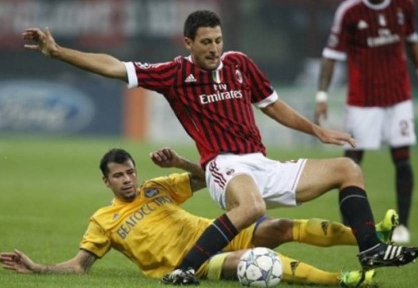 Милан: у Бонеры — травма головы и шеи