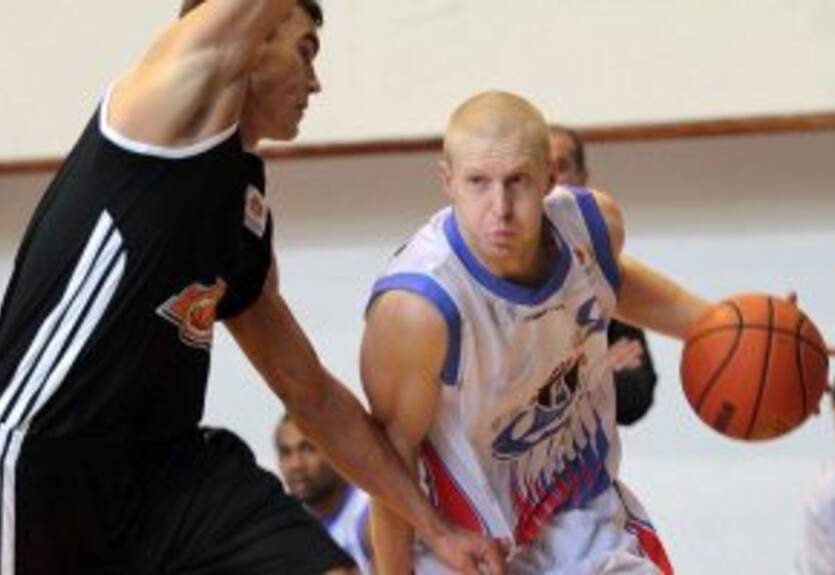 "Ярутис за спиной говорит одно, а в глаза — другое"