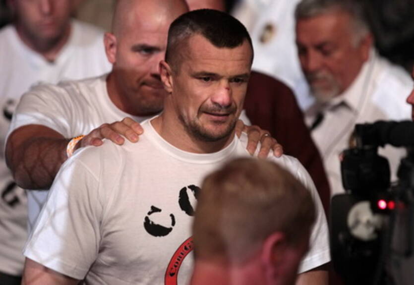 UFC 137. Пенн и Кро Коп уходят на пенсию