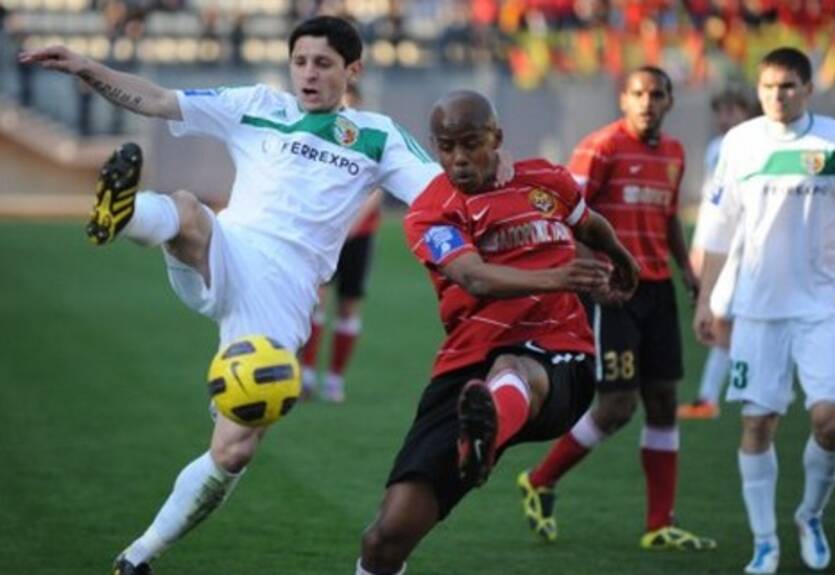 Ворскла уступает в Запорожье, а Заря проходит Сумы