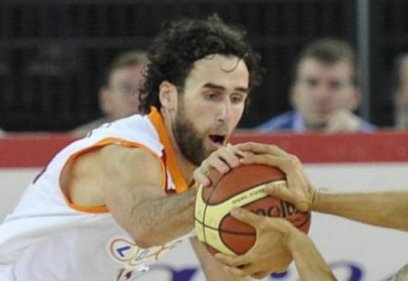 Датоме продлит контракт с Виртусом