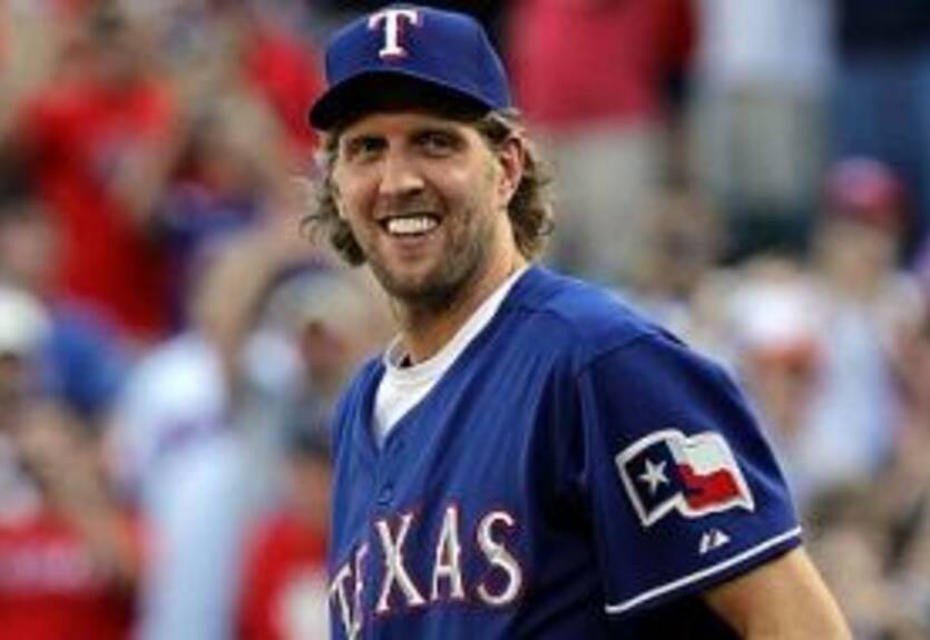 Новицки подался в бейсбол