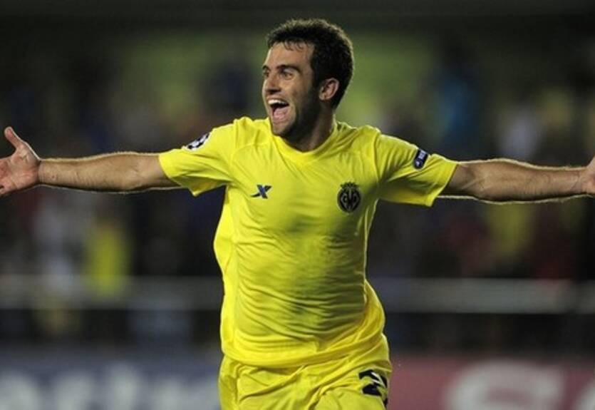 Вильярреал не хочет продавать Росси