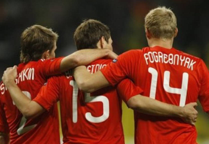 Россия сыграет с Грецией