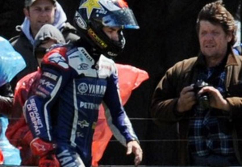 MotoGP. Лоренсо был прооперирован