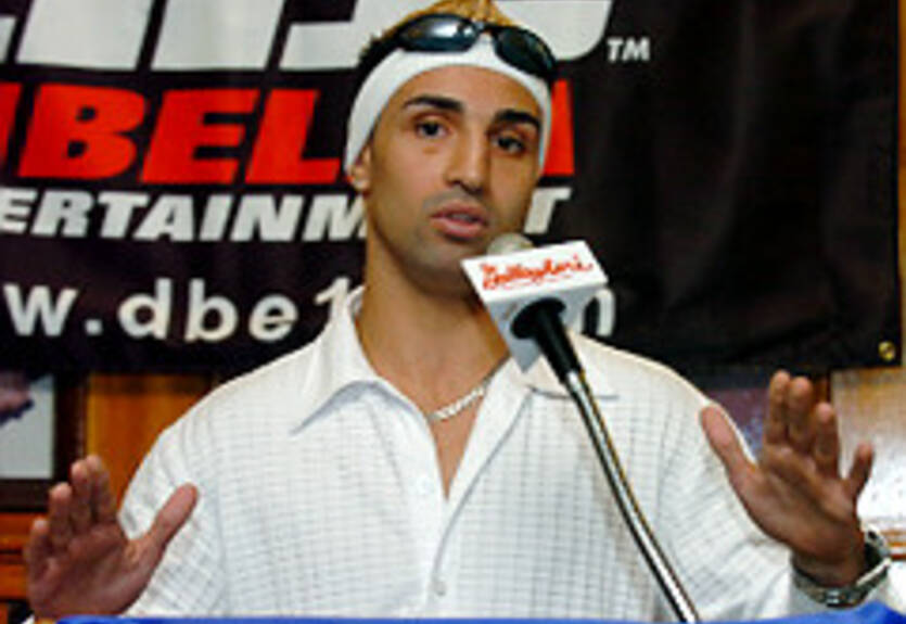 Малиньяджи разбирается с Лорой