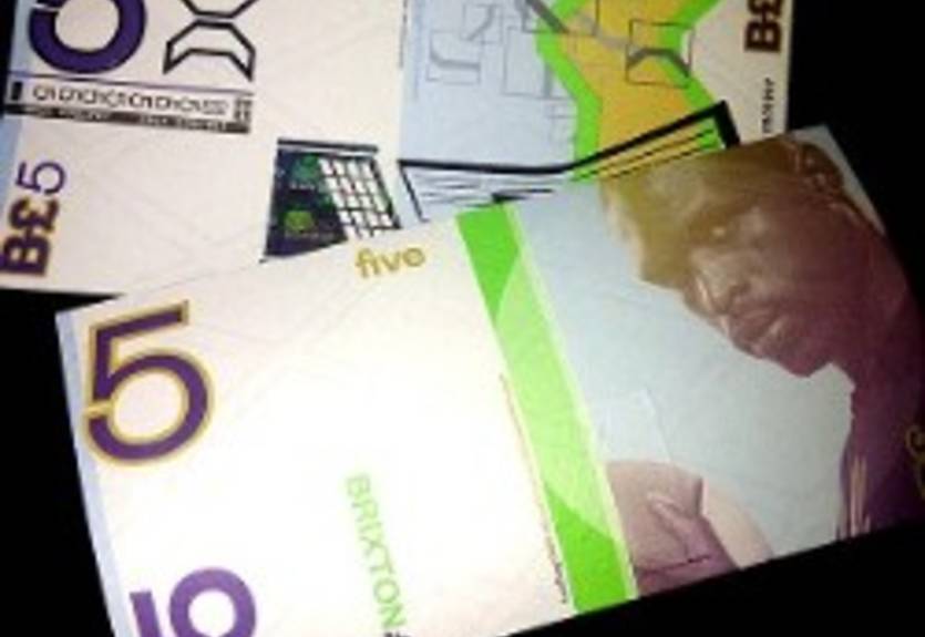 Денг попал на деньги