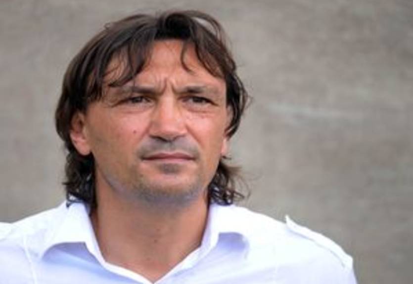 Замбия уволила тренера