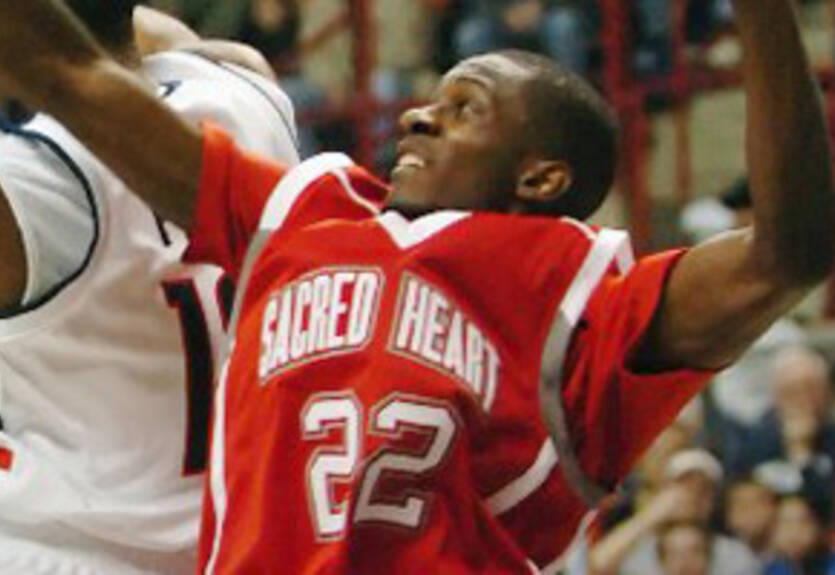 Американский защитник избит до смерти в румынском баре