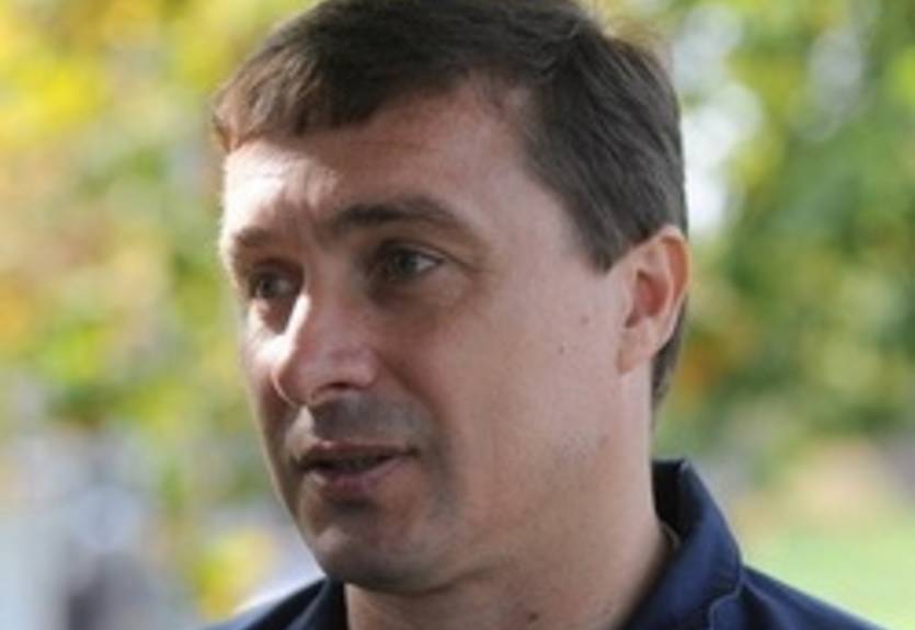 Леонов: "Произошла такая быстрая отставка тренера"