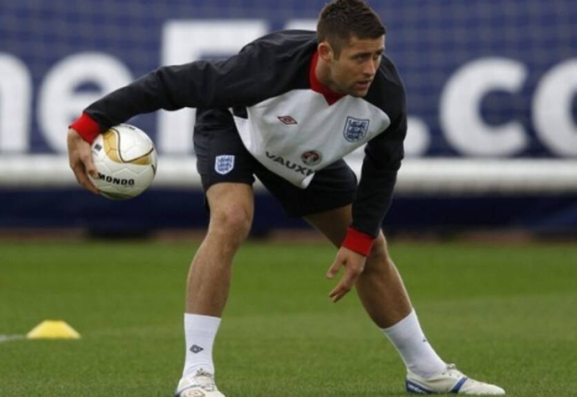 Ювентусу нужны Кэхилл и Тевес