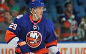 НХЛ. Островитяне подписали форварда (05.10.11)