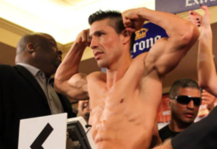 Мартинес и Баркер показали вес