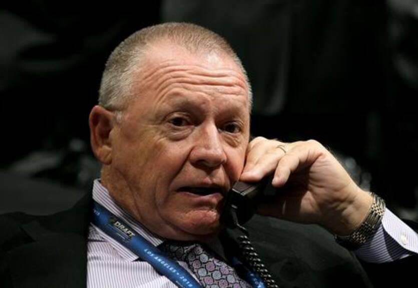 НХЛ. Каролина: новый контракт с генеральным менеджером