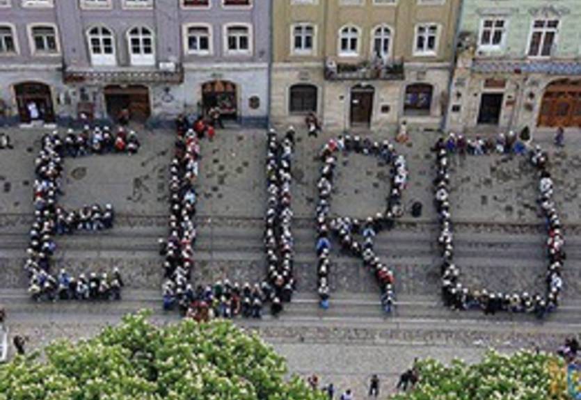 Львов готов к приезду Платини
